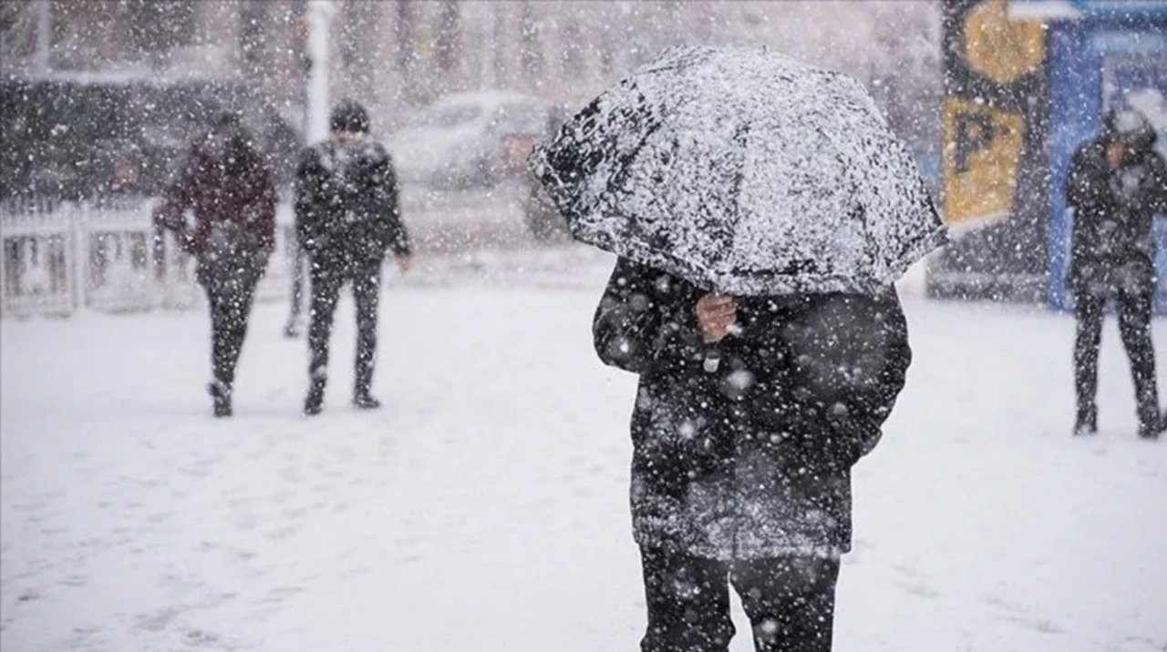 Meteoroloji'den 14 il için sarı kodlu uyarı: Kuvvetli kar yağışı bekleniyor